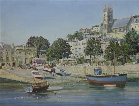 Donald Greig (1916-2009) The Strand, Torquay 50 x 64cm